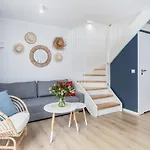 Point Chalet